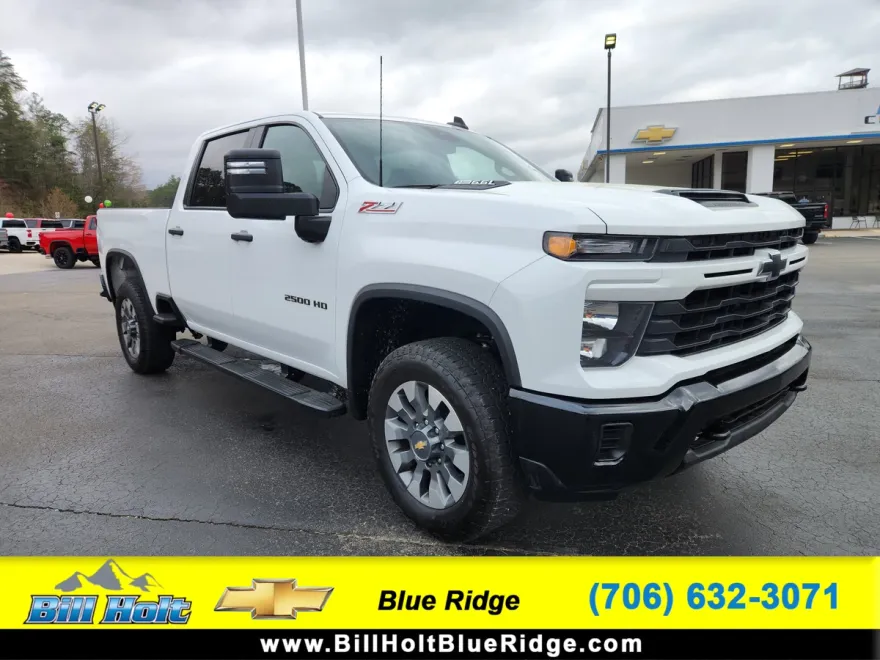 2024 Chevrolet Silverado 2500HD Custom photo 1