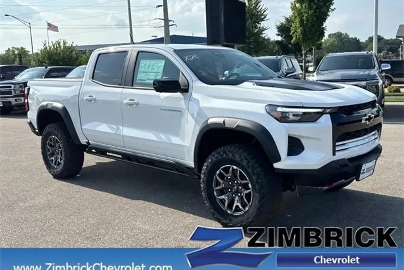 2025 Chevrolet Colorado ZR2 photo 1