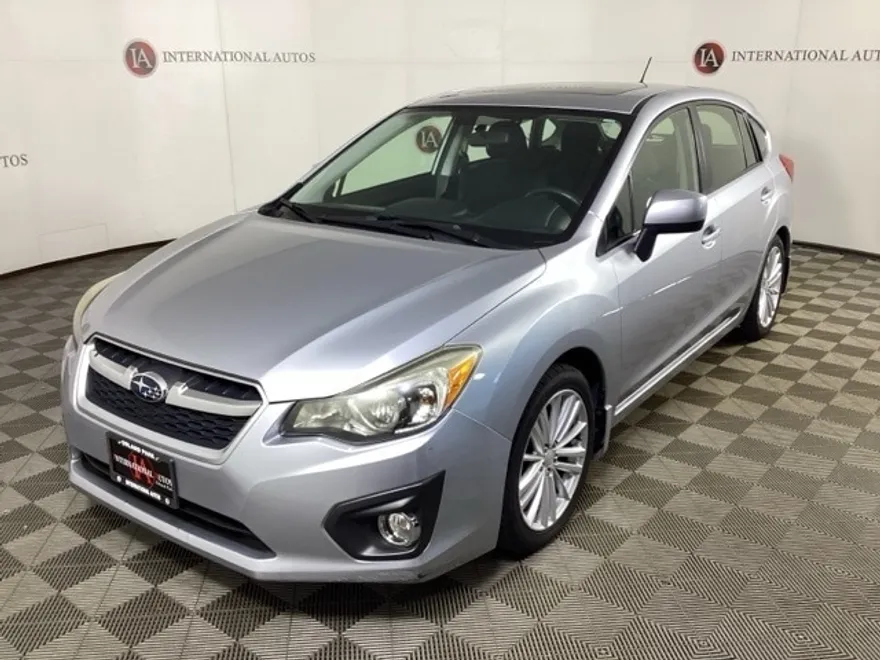 2012 Subaru Impreza 2.0i Premium photo 1