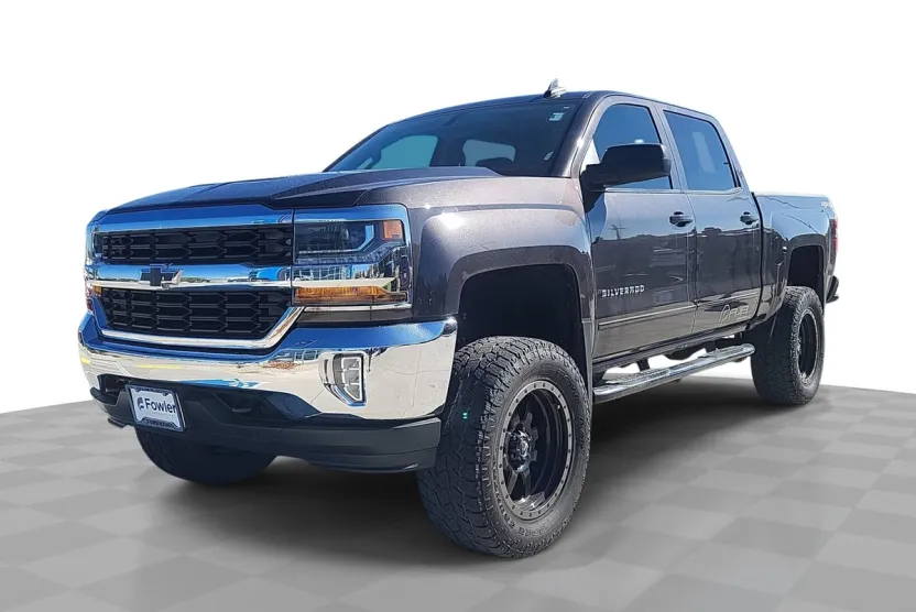 2016 Chevrolet Silverado 1500 LT photo 1
