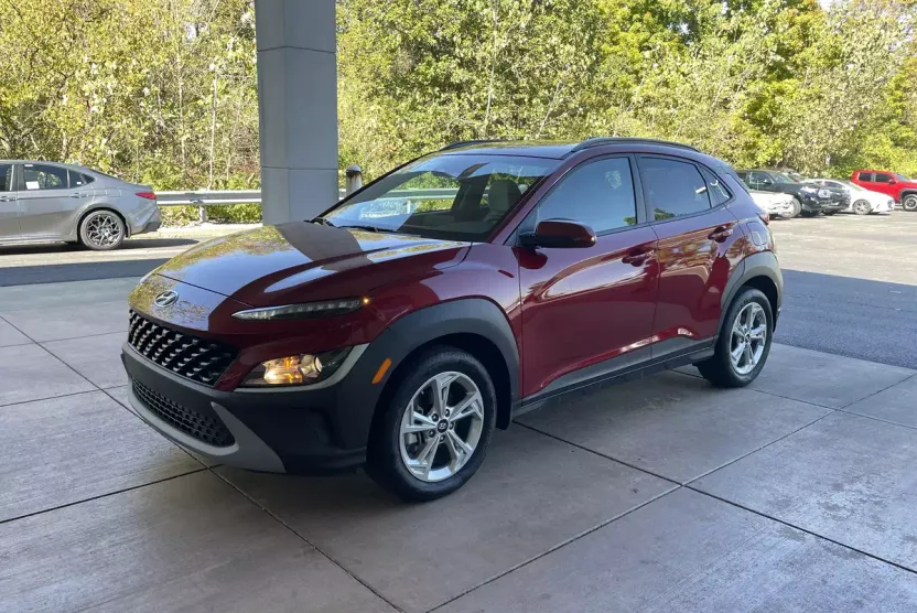 2023 Hyundai Kona SEL photo 1