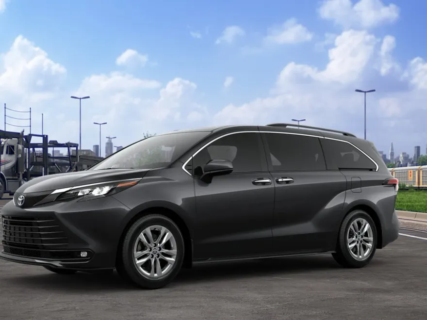 2025 Toyota Sienna XLE photo 2