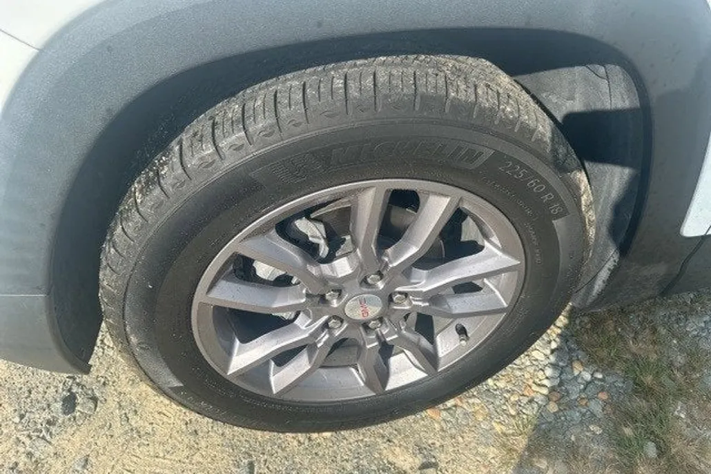2023 Gmc Terrain SLT photo 1
