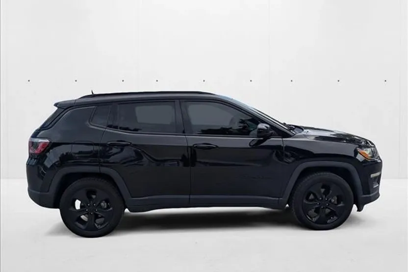 2019 Jeep Compass Altitude photo 1