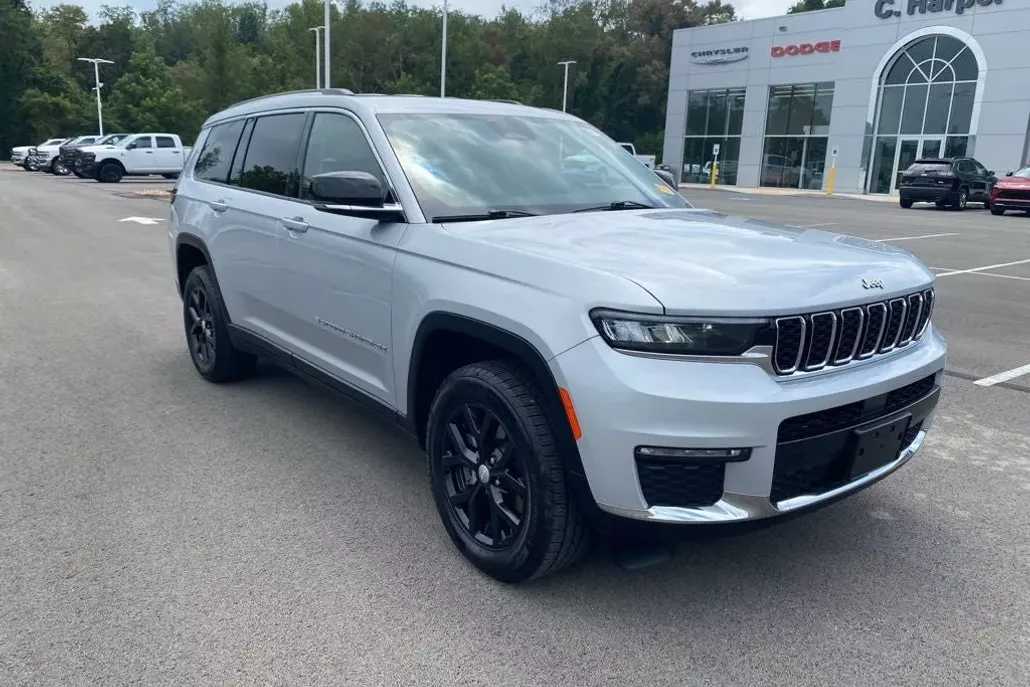 2021 Jeep Grand Cherokee Limited photo 1