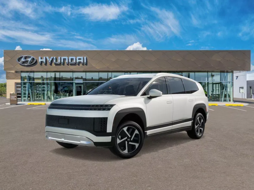 2026 Hyundai Ioniq SE photo 1