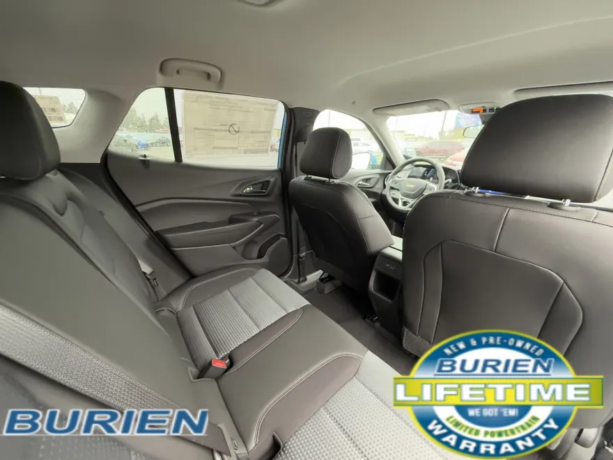 2026 Chevrolet Trax LT photo 1