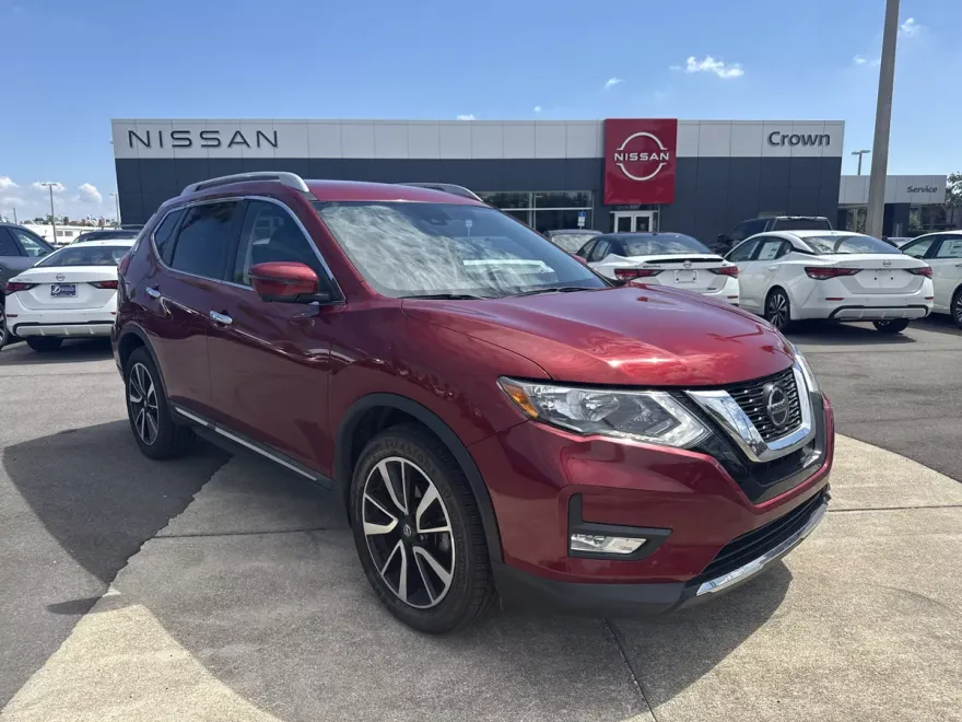 2019 Nissan Rogue SL photo 1