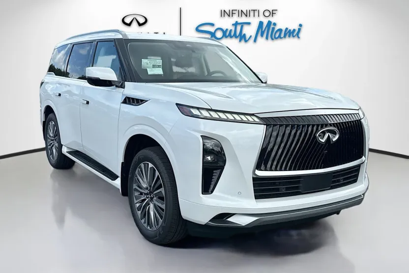 2026 Infiniti QX80 Luxe photo 1