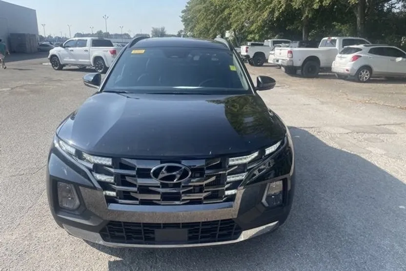 2024 Hyundai Santa Cruz Limited photo 1