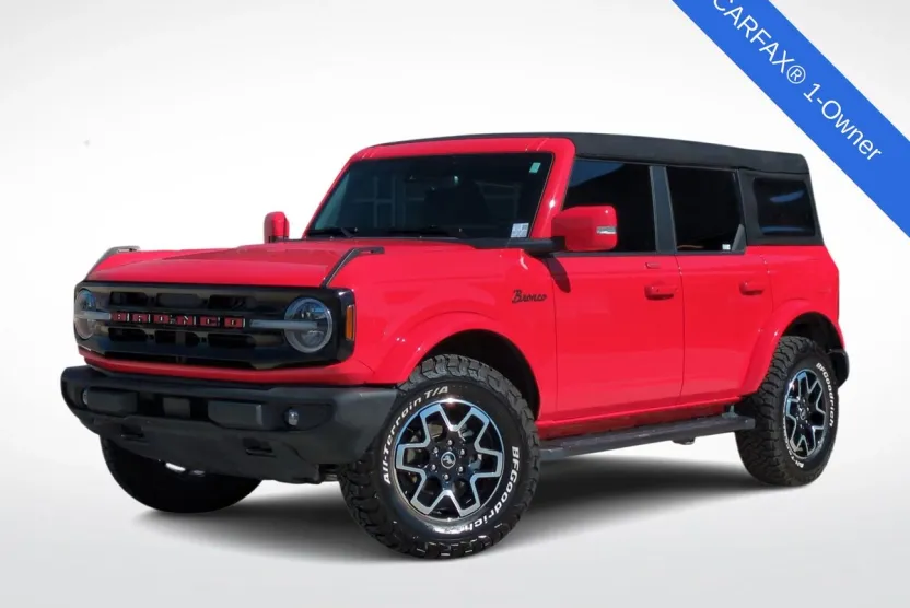 2023 Ford Bronco Outer Banks photo 1