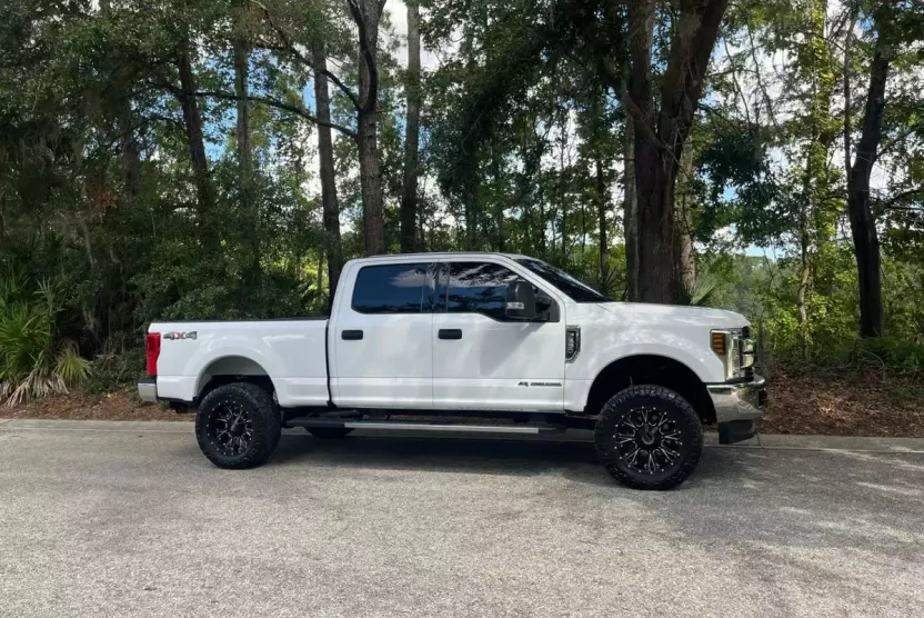 2018 Ford F-250 photo 1