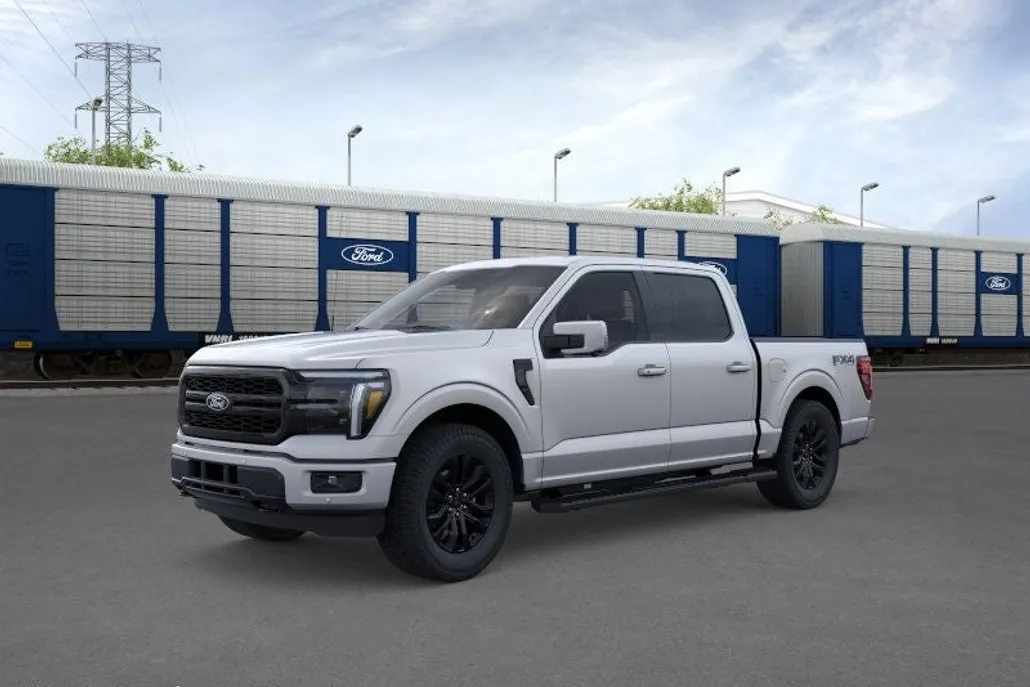 2025 Ford F-150 Lariat photo 1