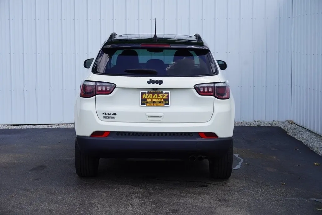 2018 Jeep Compass Altitude photo 1