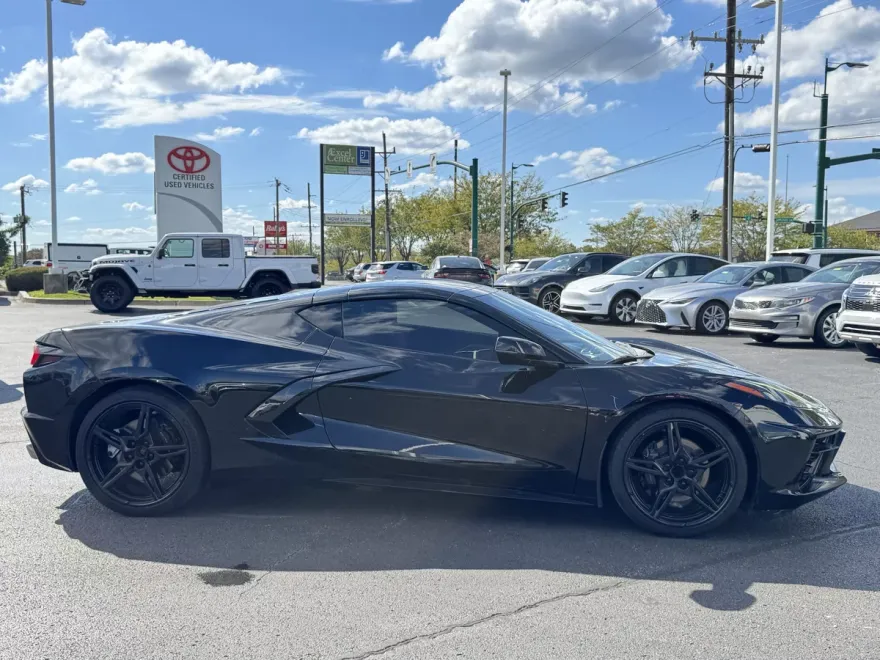 2020 Chevrolet Corvette Stingray 2LT Coupe photo 1