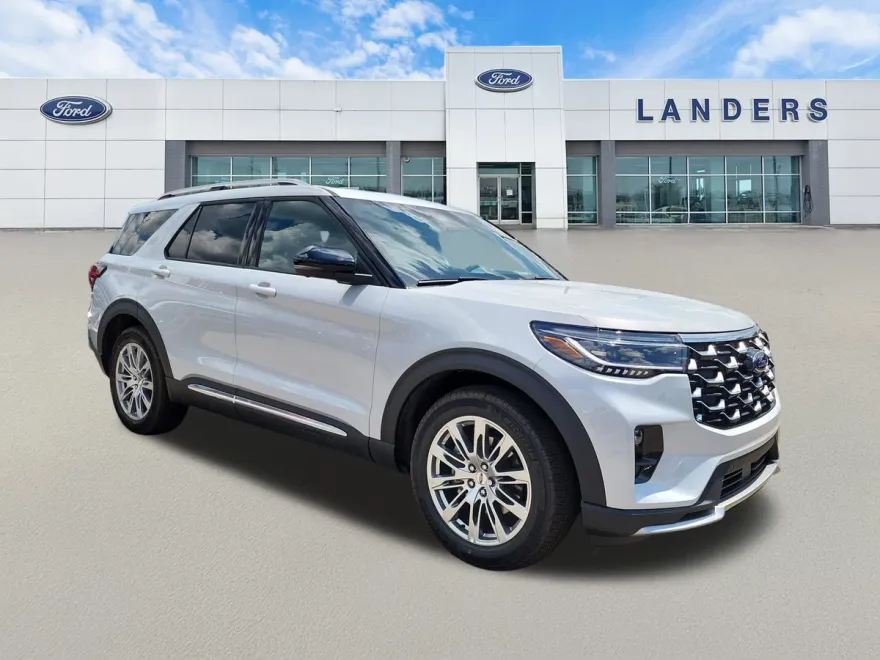 2025 Ford Explorer Platinum photo 1