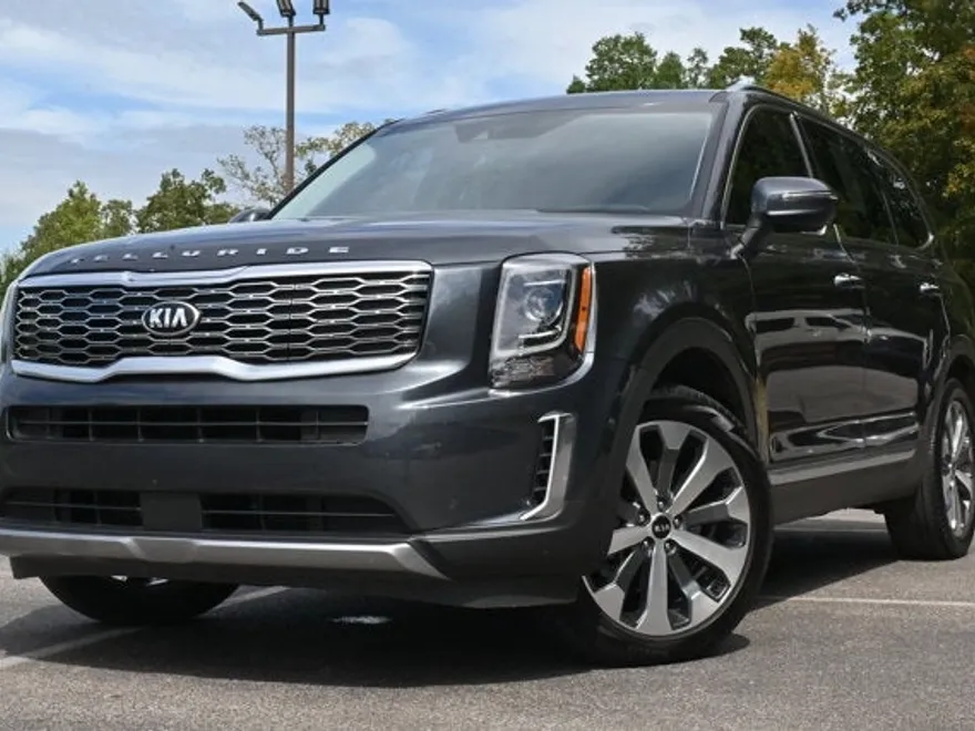 2020 Kia Telluride S photo 1