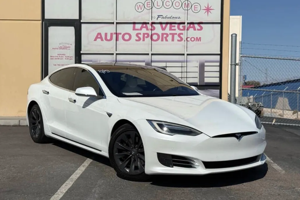 2017 Tesla Model S 75 photo 1