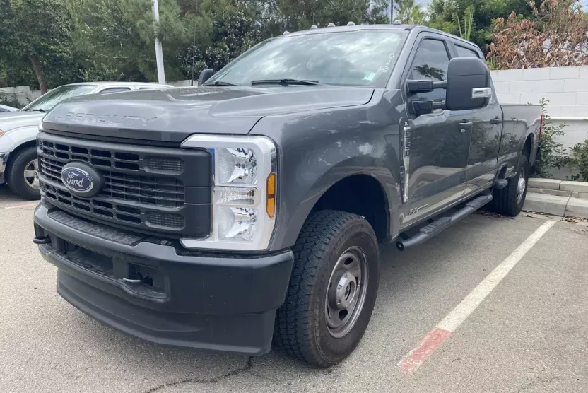 2024 Ford F-350 XL photo 1