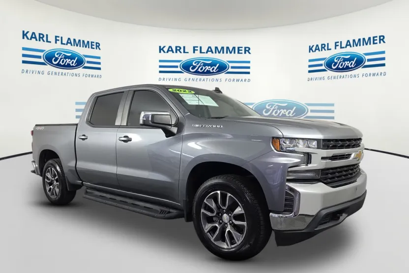 2022 Chevrolet Silverado 1500 LT photo 1