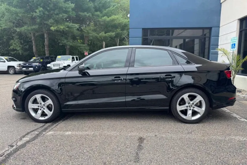 2017 Audi A3 2.0T Quattro Premium photo 1