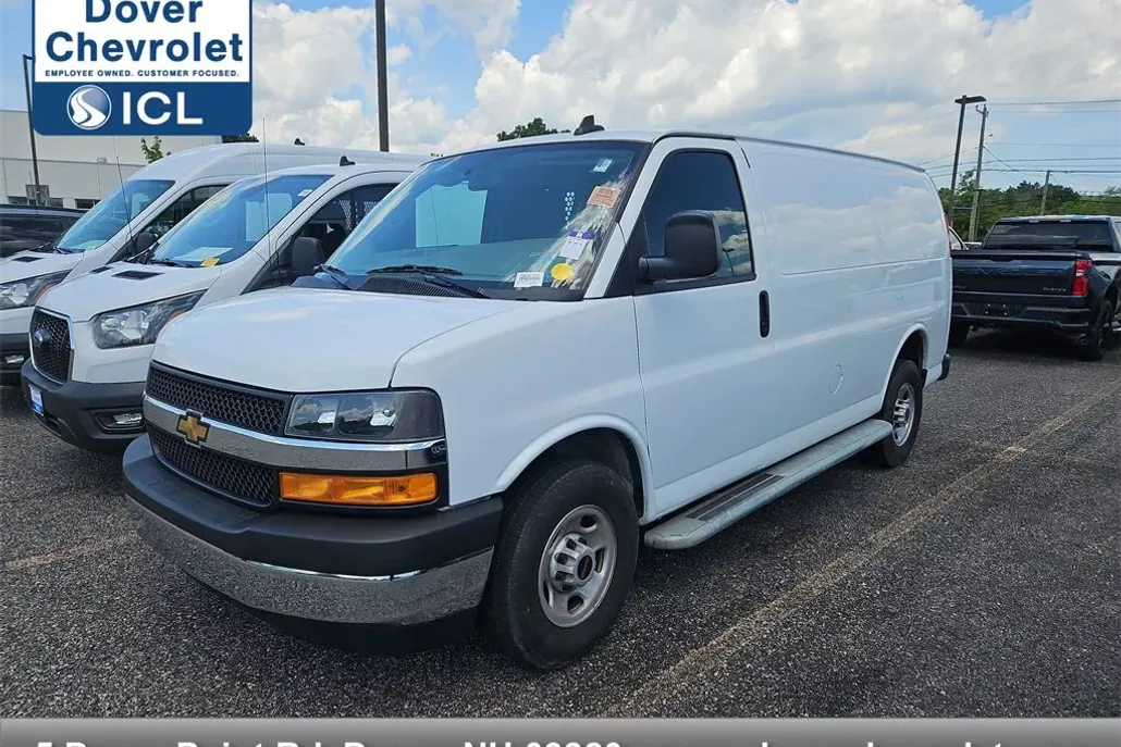 2023 Chevrolet Express Cargo 2500 photo 1