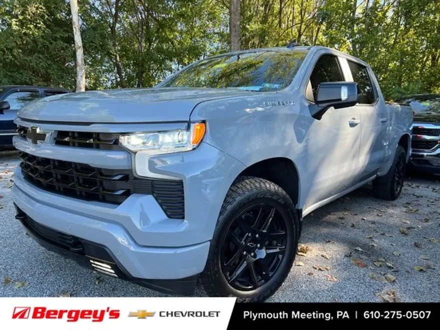 2024 Chevrolet Silverado 1500 RST photo 1