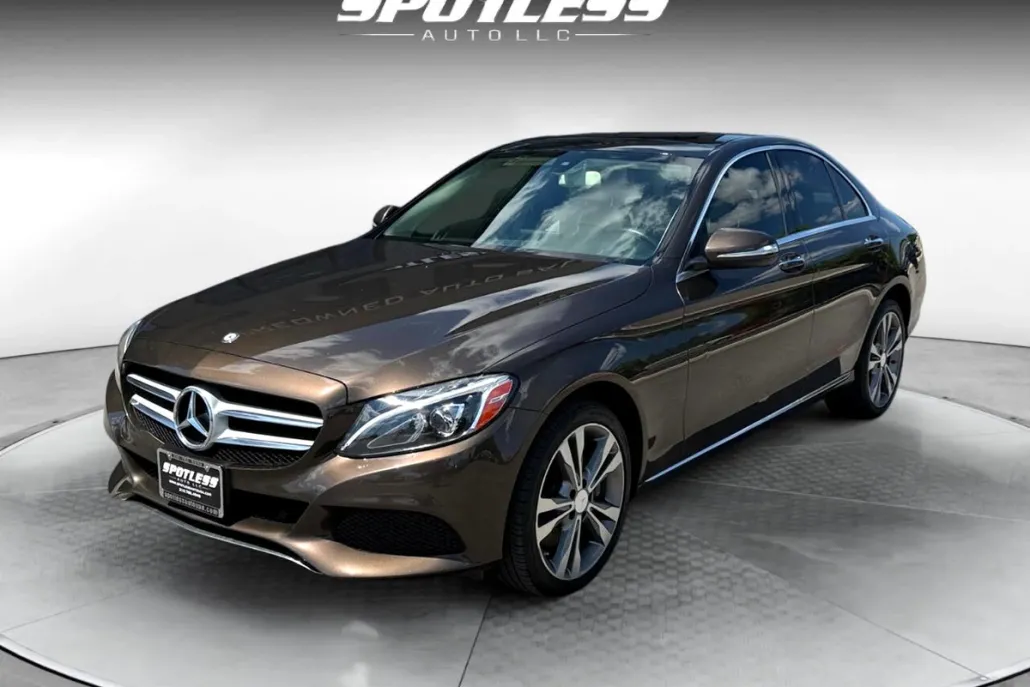 2015 Mercedes Benz C 300 4MATIC Sedan photo 1