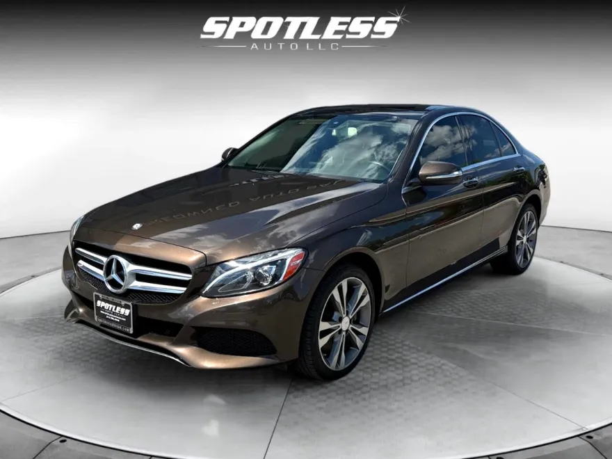 2015 Mercedes Benz C 300 4MATIC Sedan photo 1
