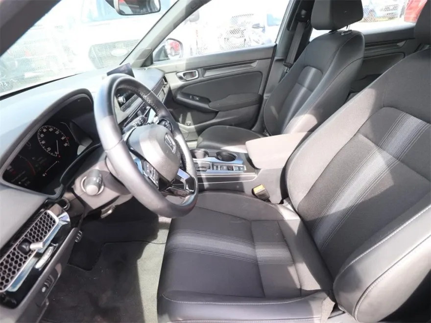 2025 Honda Civic Hatchback Sport photo 1