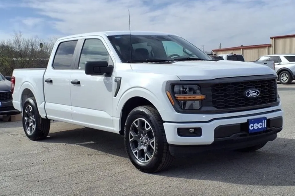 2025 Ford F-150 STX photo 1