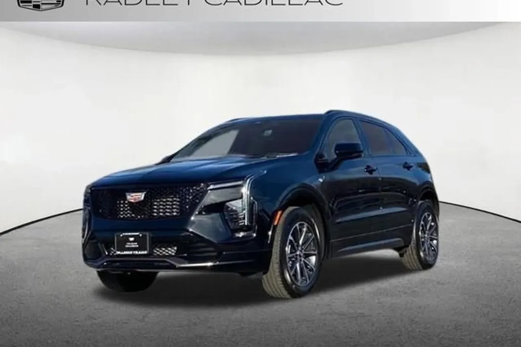 2025 Cadillac XT4 Sport photo 1