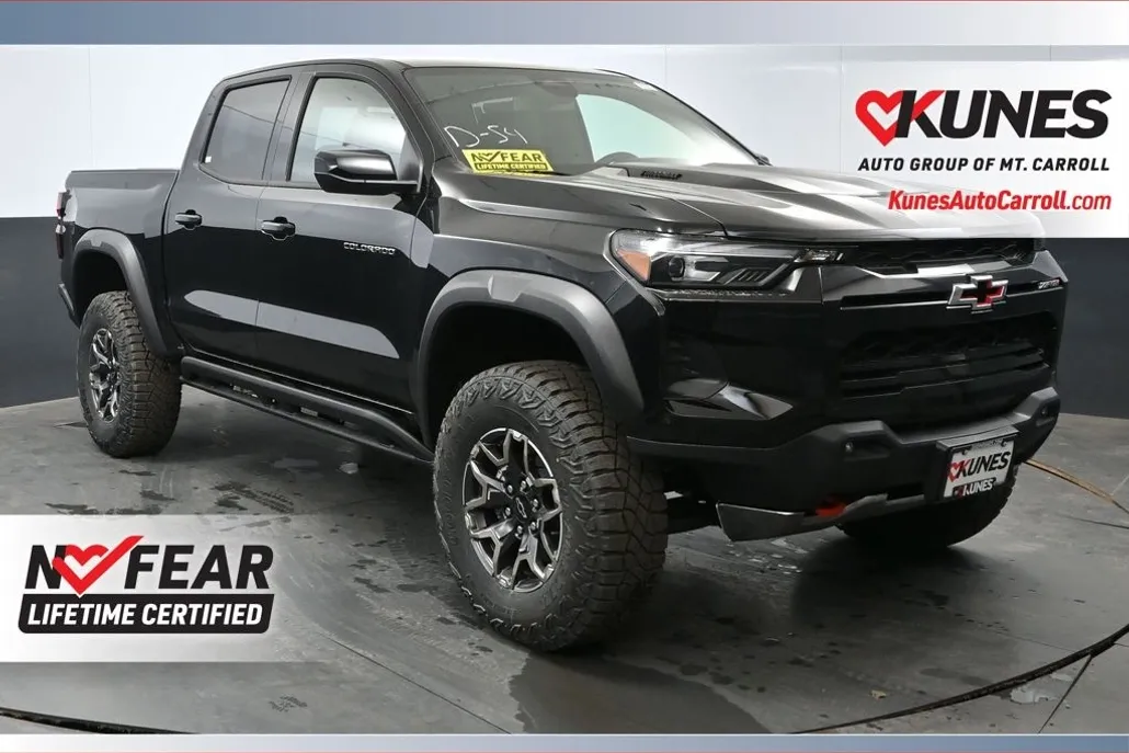 2025 Chevrolet Colorado ZR2 photo 1