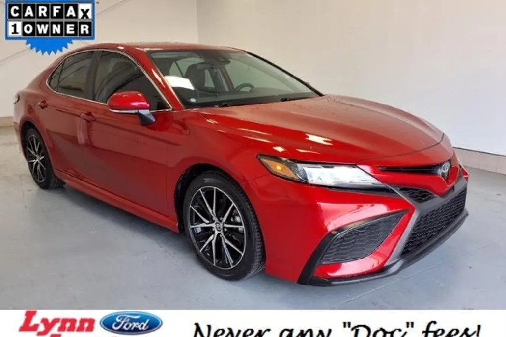 2023 Toyota Camry Base photo 1
