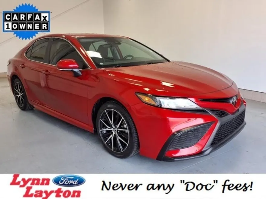 2023 Toyota Camry Base photo 1