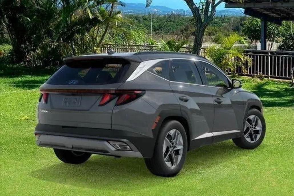 2025 Hyundai Tucson SEL photo 1