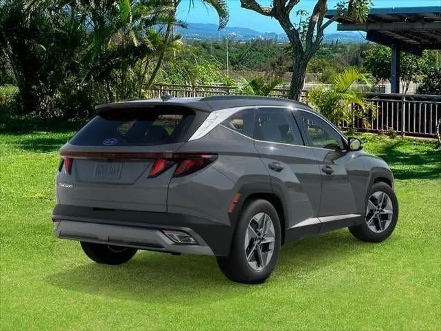 2025 Hyundai Tucson SEL photo 1