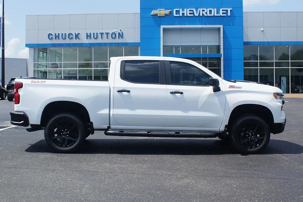 2025 Chevrolet Silverado 1500 LT Trail Boss photo 1