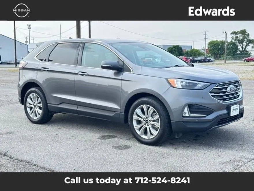 2024 Ford Edge Titanium photo 1