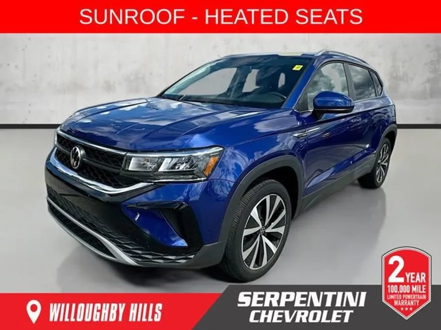 2022 Volkswagen Taos SE photo 1