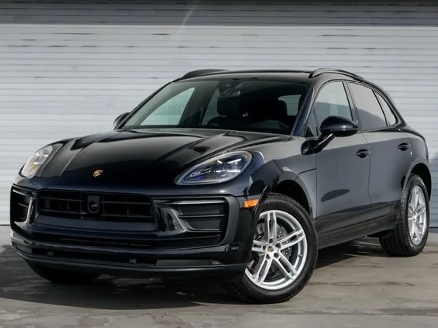 2024 Porsche Macan photo 1