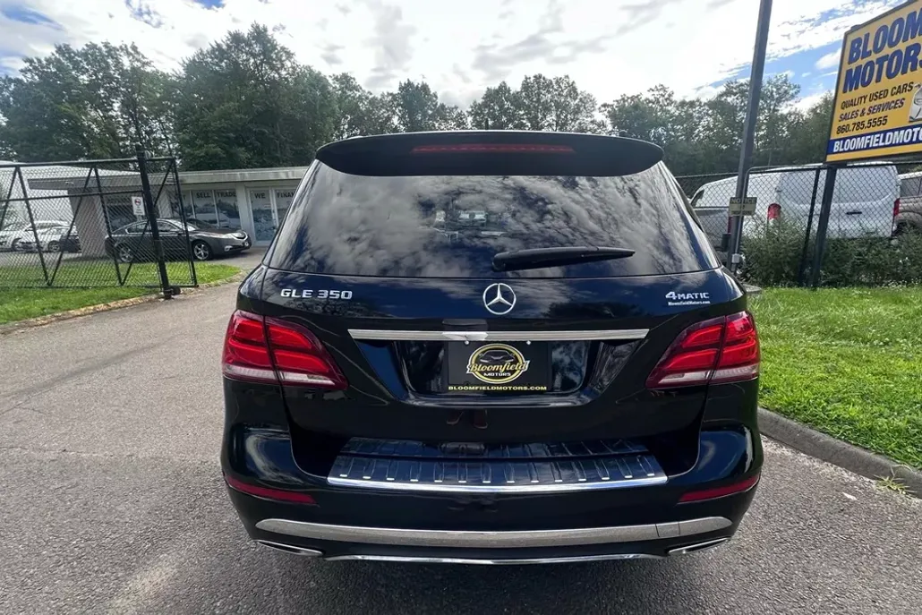 2017 Mercedes Benz GLE 350 4MATIC photo 1