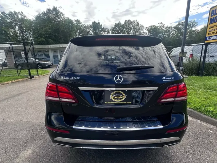 2017 Mercedes Benz GLE 350 4MATIC photo 1