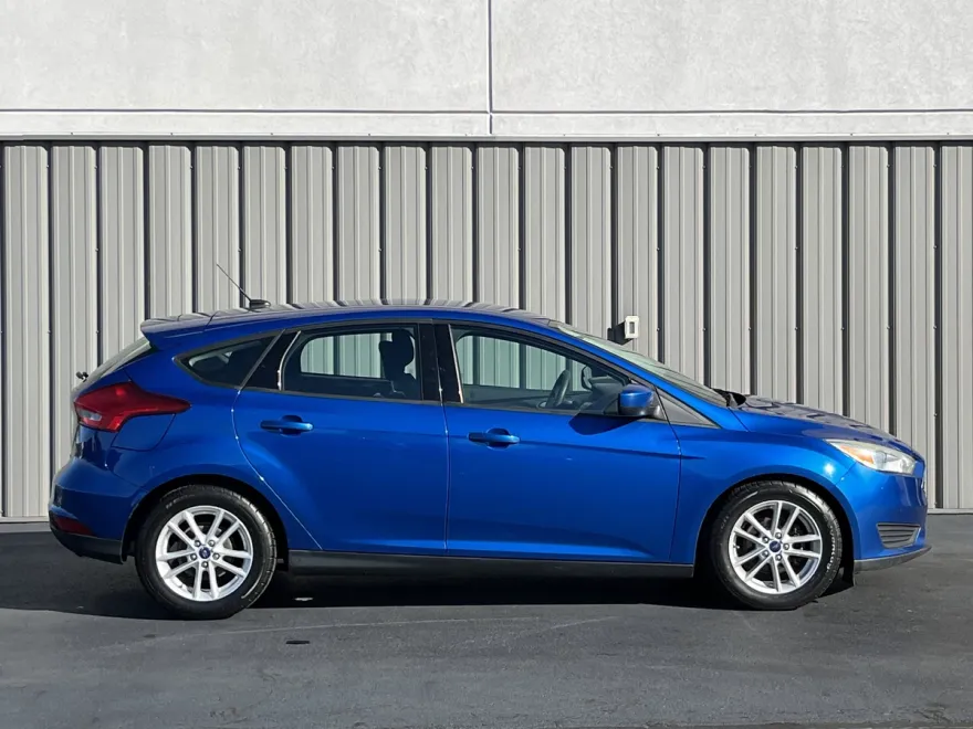 2018 Ford Focus SE photo 1
