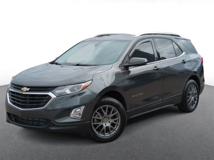 2018 Chevrolet Equinox LT photo 1