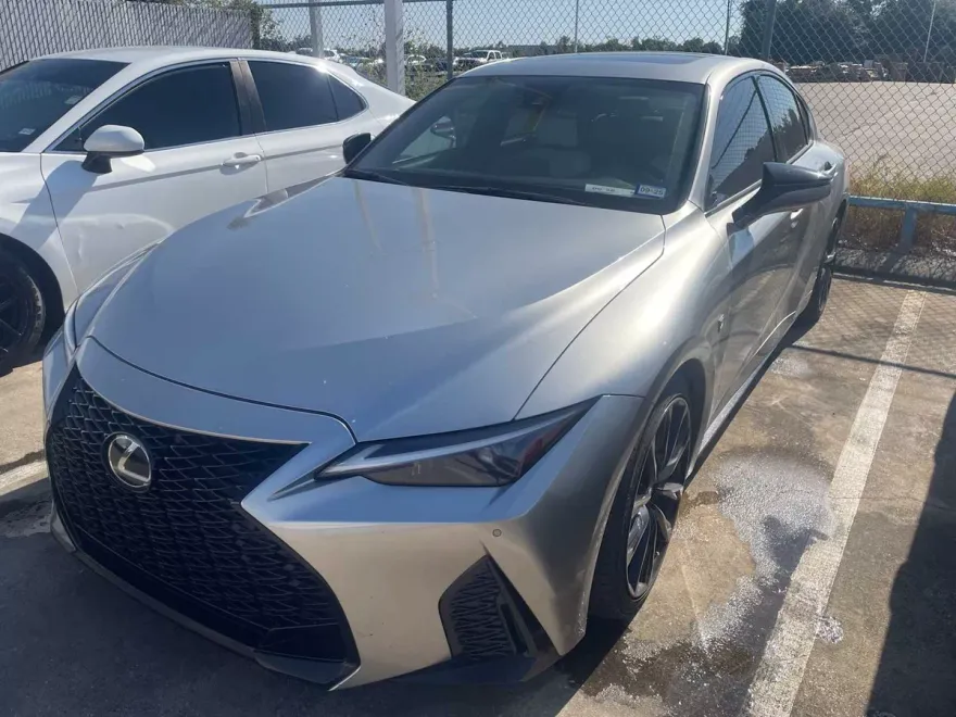 2021 Lexus IS 350 F SPORT photo 1