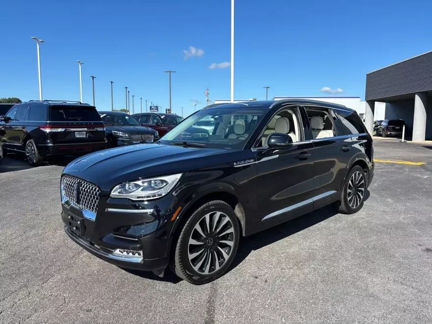 2023 Lincoln Aviator Black Label Grand Touring photo 1