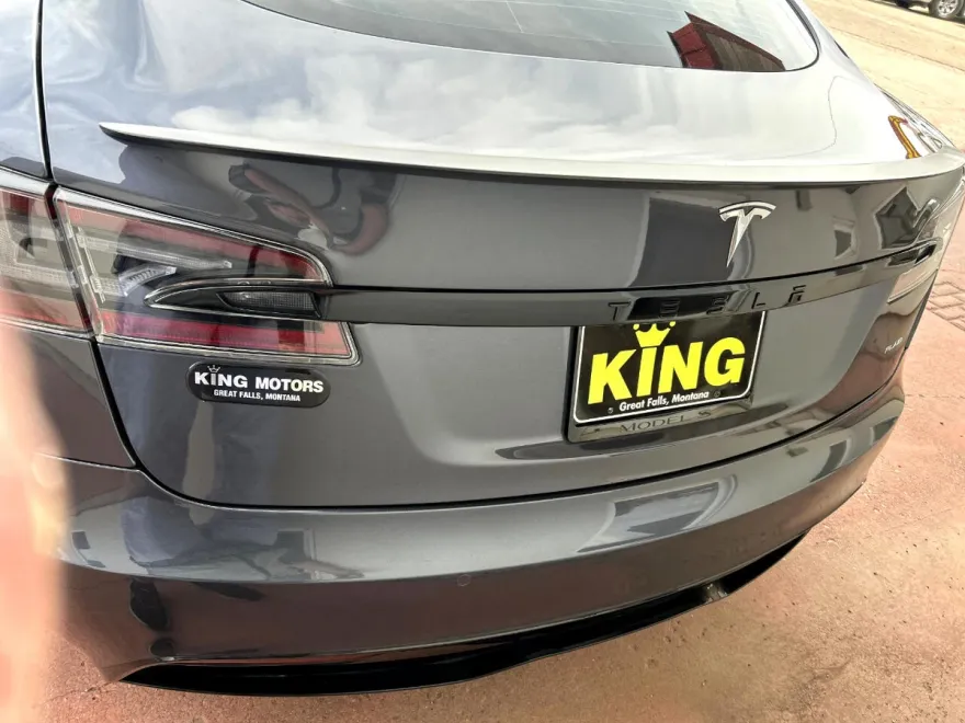 2022 Tesla Model S Plaid AWD photo 4