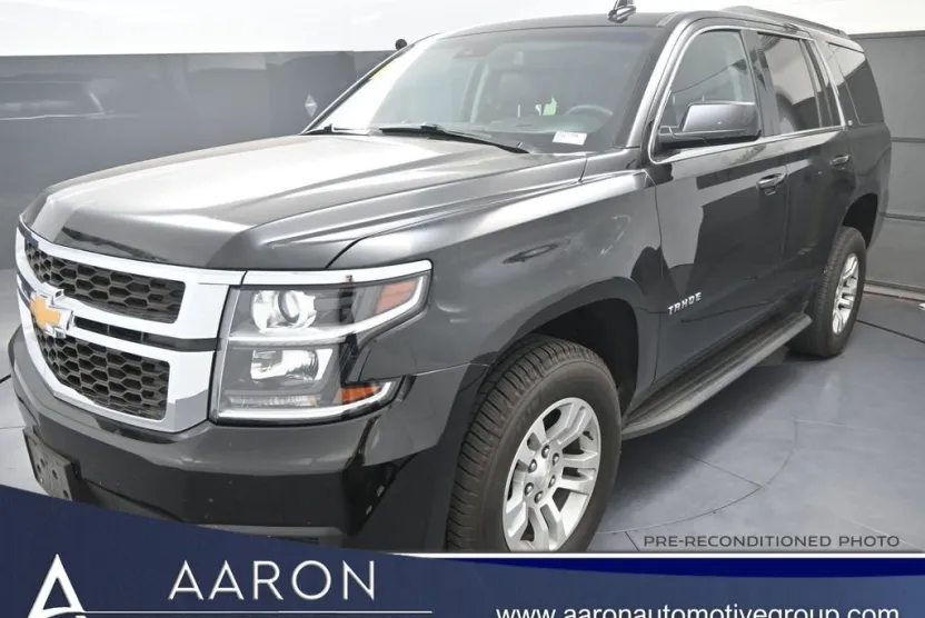 2019 Chevrolet Tahoe LT photo 1