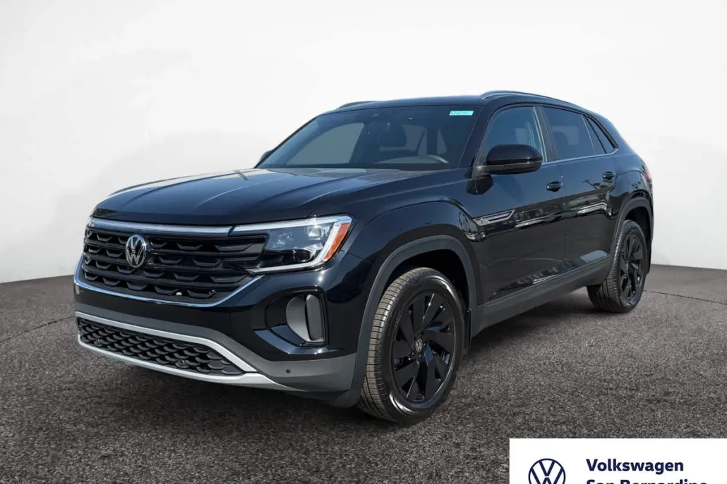 2026 Volkswagen Atlas Cross Sport SE Technology photo 1